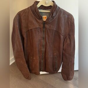 Men’s Hugo Boss Leather Jacket (Medium)